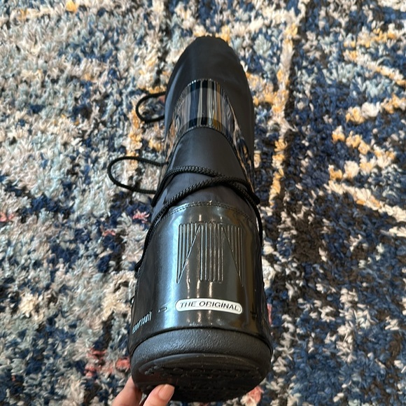 BLACK MOON BOOTS - Picture 4 of 10